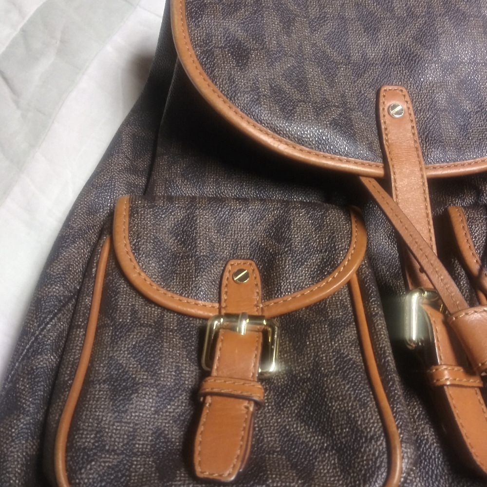 MK backpack - Picture 10 of 13